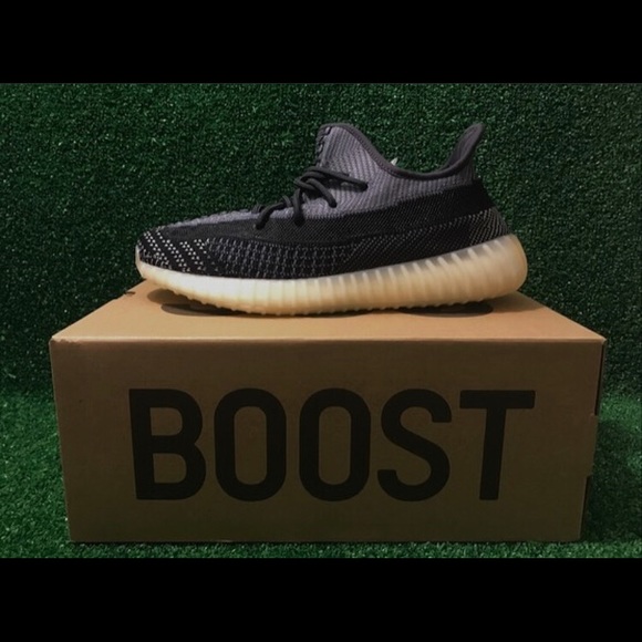 YEEZY 350 CARBON - Picture 1 of 4